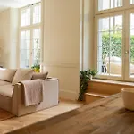 شقة Exklusive Stadtwohnung Mit Innenhofterrasse, Pool Und Sauna برن