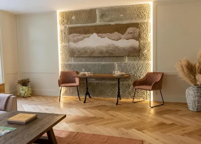 Exklusive Stadtwohnung Mit Innenhofterrasse, Pool Und Sauna 아파트