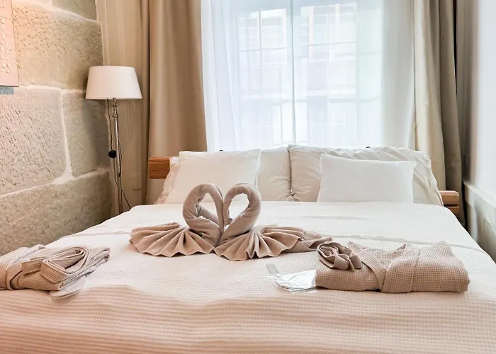 아파트 Exklusive Stadtwohnung Mit Innenhofterrasse, Pool Und Sauna